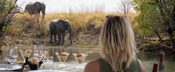 GS ILA Safari Lodge Lunch with eles