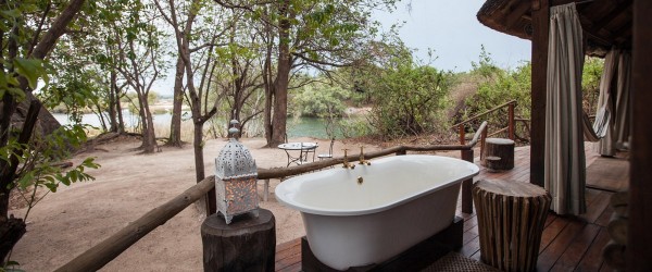 GS Sindabezi Island Honeymoon Room